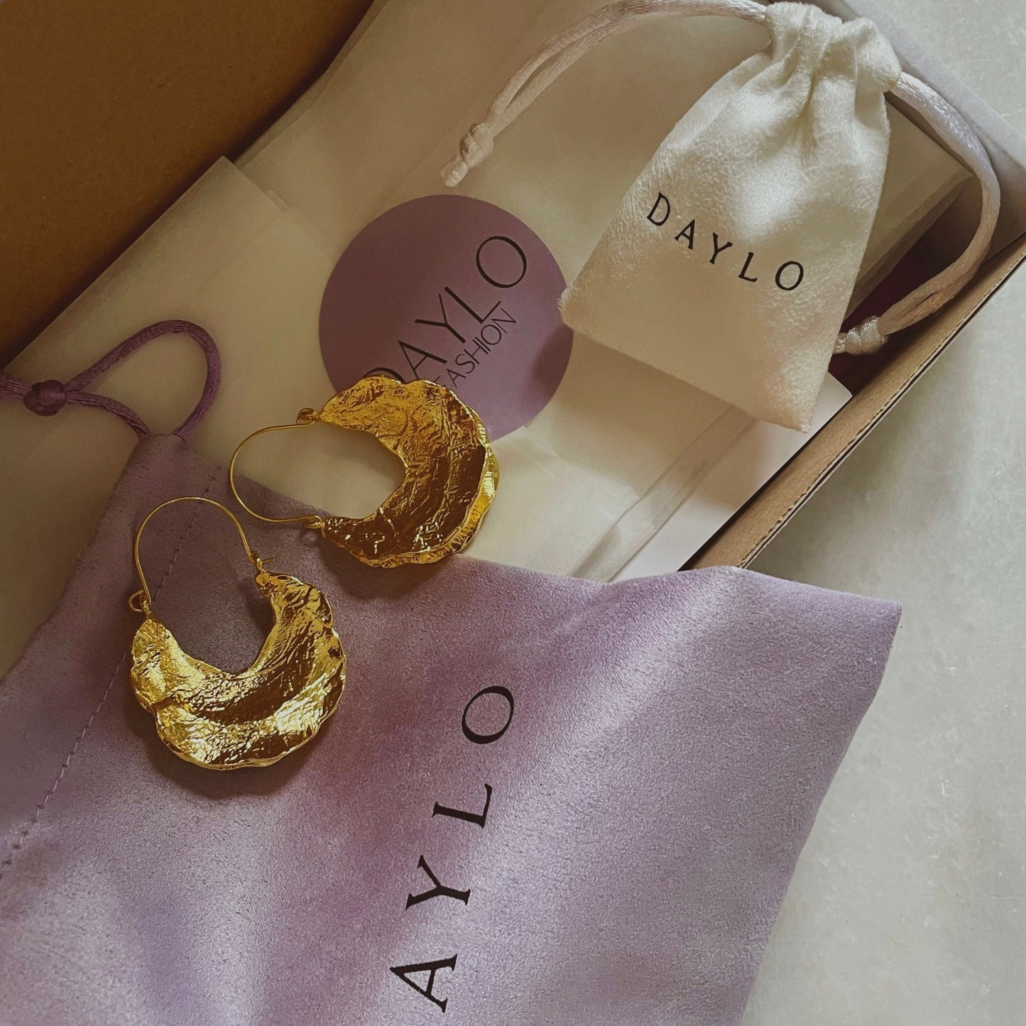 Elma Earrings - Gold