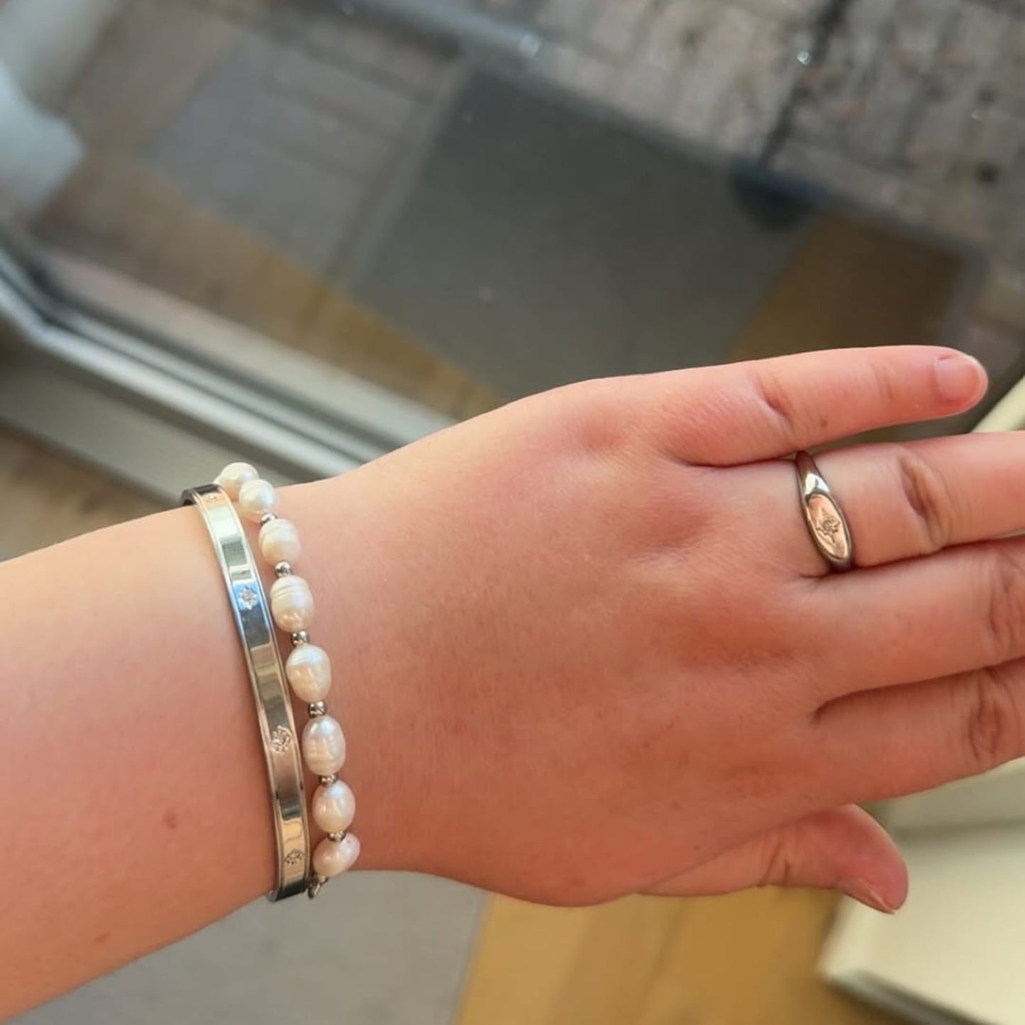 Zoey Pearl Bracelet - Silver