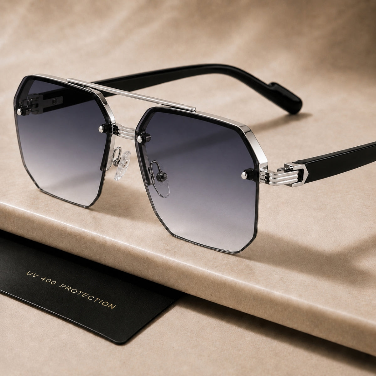 Avero Solbrille - Sort Sølv Grå