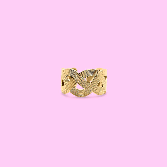 Amelia Ring - Premium 18k Gold