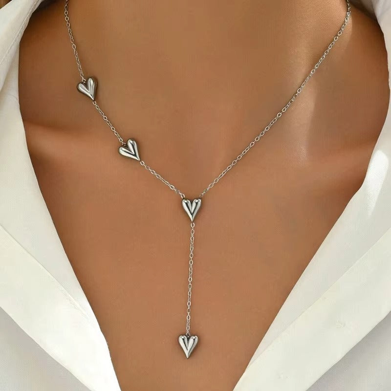 Alva Heart Necklace - Silver