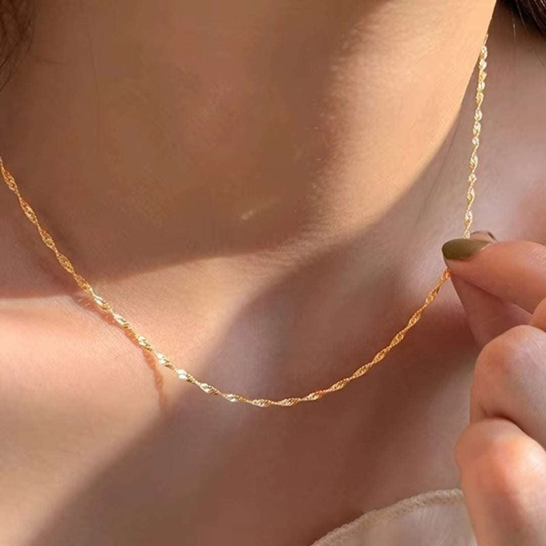 Felina Necklace - Gold